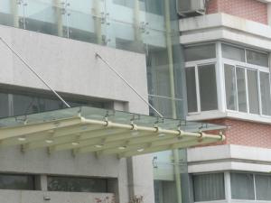 金属建材在幕墙工程中的应用与发展