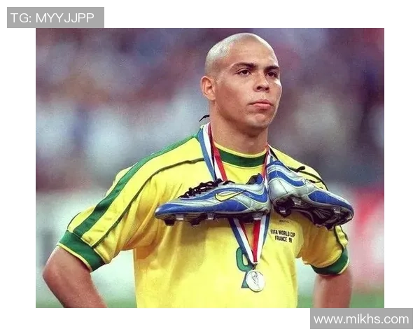 巴西历史足球十大传奇球星盘点及其辉煌成就回顾